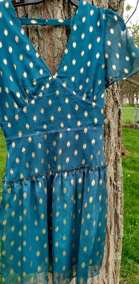 Francesca’s Green Dress w/ Gold Polka Dots S - Picture 2 of 6
